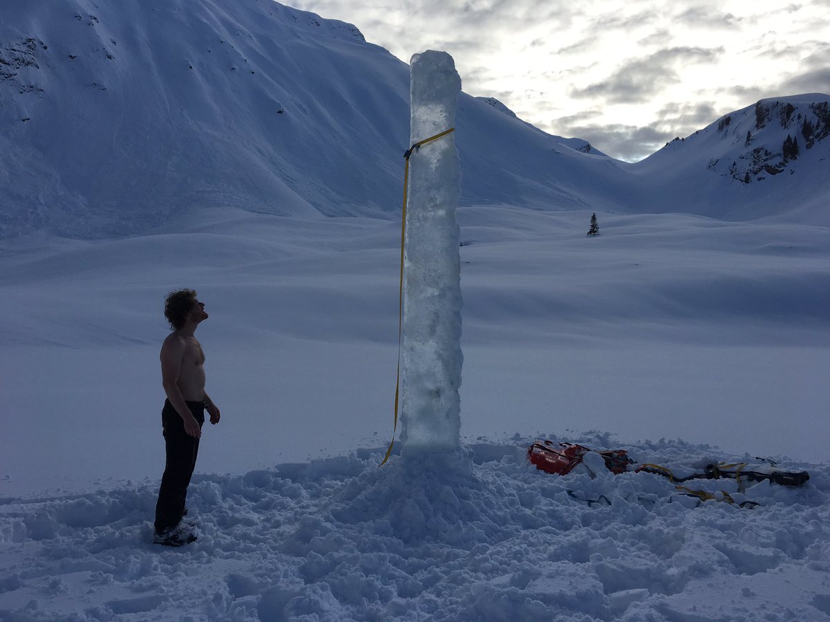Sandberg institute, Amsterdam
Workshop au lac gelé de Lioson, Les Mosses.
#louismejean #pierrecauderay #severinguelpa
#immediatespaces