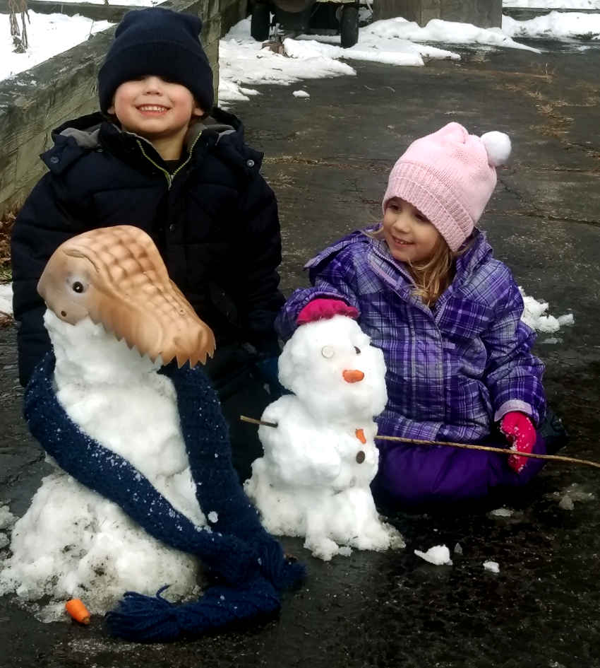 BroknCoconut's tweet photo. Stack'm up. #lovethegrandchildren #snowbaby #mywonderfullife #picoftheday #obsessedwithfun
https://t.co/DmBrA4ZBQD https://t.co/qdowfWsnmF