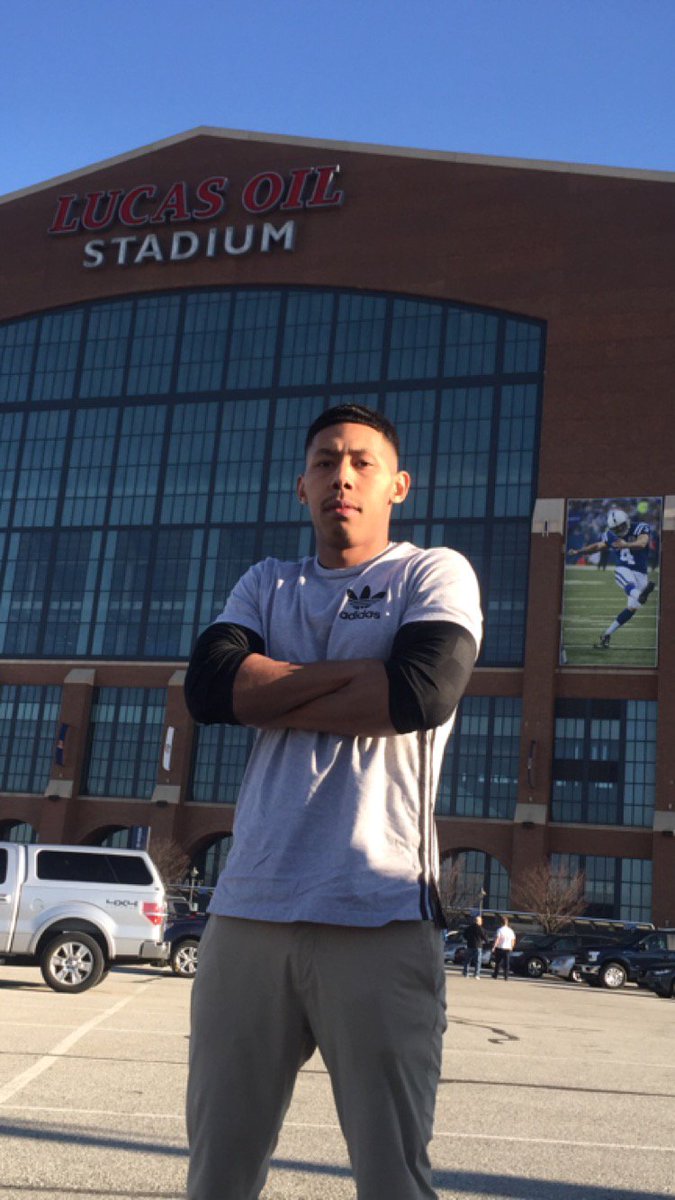 BlueChipRance's tweet photo. Blue Chip takeover at the 2018 NFL Scouting Combine taking place at Lucas Oil Stadium. The Blue Chip Family is here to support- DB Terrell Edmunds & Brother LB Tremaine Edmunds out of Virginia Tech! #NFLCombine2018 #NFLCombine #BlueChipTraining https://t.co/x4IywJvIDU