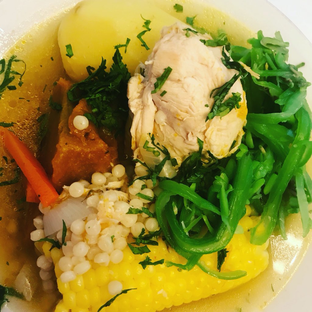 Ajiconpepas's tweet photo. #cazueladepollo la más rica https://t.co/EEJ2o2vvwl