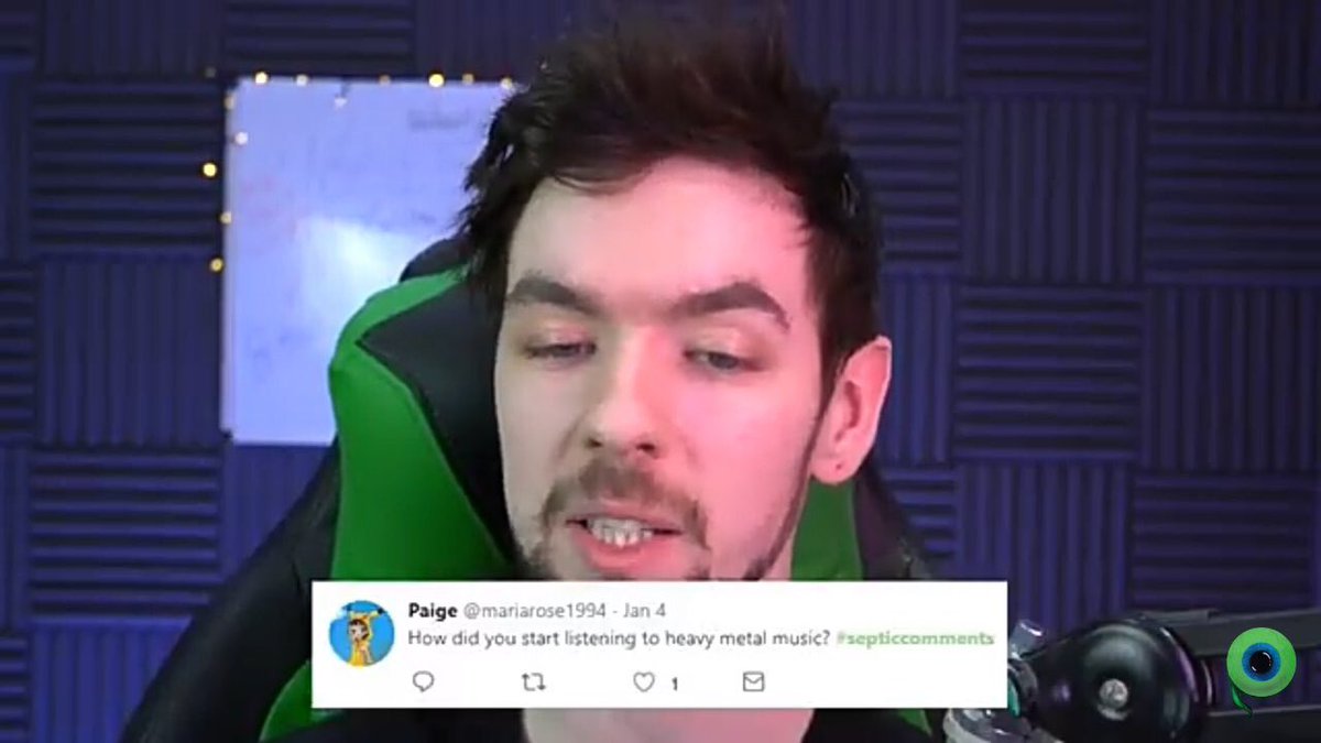 mariarose1994's tweet photo. Omg I’m in the RYC video, it’s been a really long time and I’m so super happy. Thank you to @susan_septiceye and @Sarah199929 for noticing it 😄😄😄 https://t.co/ZPLBzt2B4u