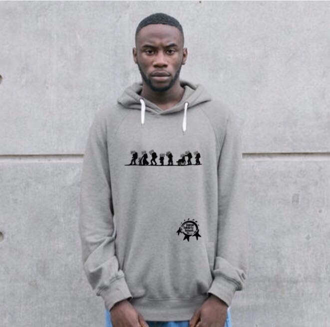 asnteamuk's tweet photo. We support #refugees throughout #Greece including projects in #Athens, #Chios, #Leros, #NeaKavala, #Rhodes &amp; #Samos. Help us #helprefugees by wearing an #exclusive t-shirts
#FreeDelivery ends tonight https://t.co/6rTYuT2R69 https://t.co/d6wNFtXvfo