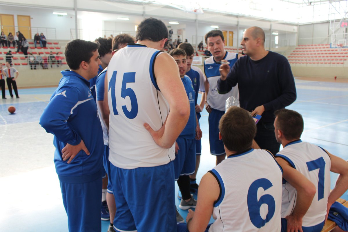 fbclm's tweet photo. FINAL | @ADB_Hellin 46 @BASKETYUNQUERA 38 . Hellín Campeón de la #CopaZonalAlmagro 2018 ante un dignísimo finalista. https://t.co/fQUX6dyRaO