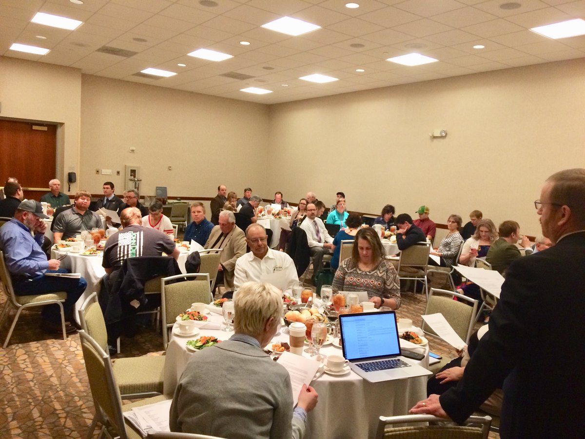 North Dakota delegates going over the bylaws this morning at National Farmers Union Convention in Kansas City, Missouri!
#NFU18 #NFU2018