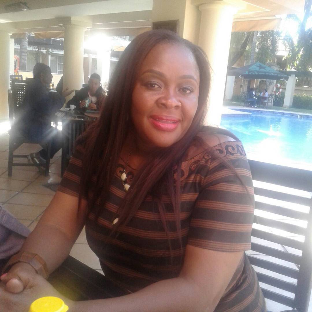 KabeloEricBOTSW's tweet photo. The best friend of mine. My Prophetess and Intercessor, wish i could turn the hands of time. I dearly miss you Dineo "Dinny" Ratsatsi. May your beautiful soul continue to rest in eternal peace😪 https://t.co/L5wrnTlyrG