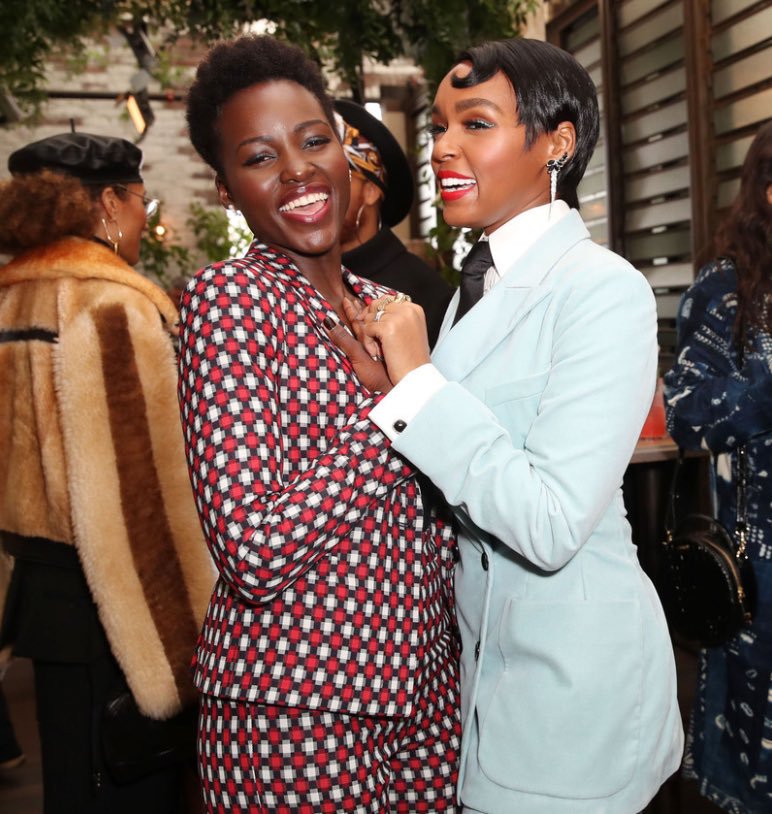 Chidubem_OH's tweet photo. Lupita looks like she is in a relationship with anyone she takes a picture with 😍 https://t.co/HeFGe6100g
