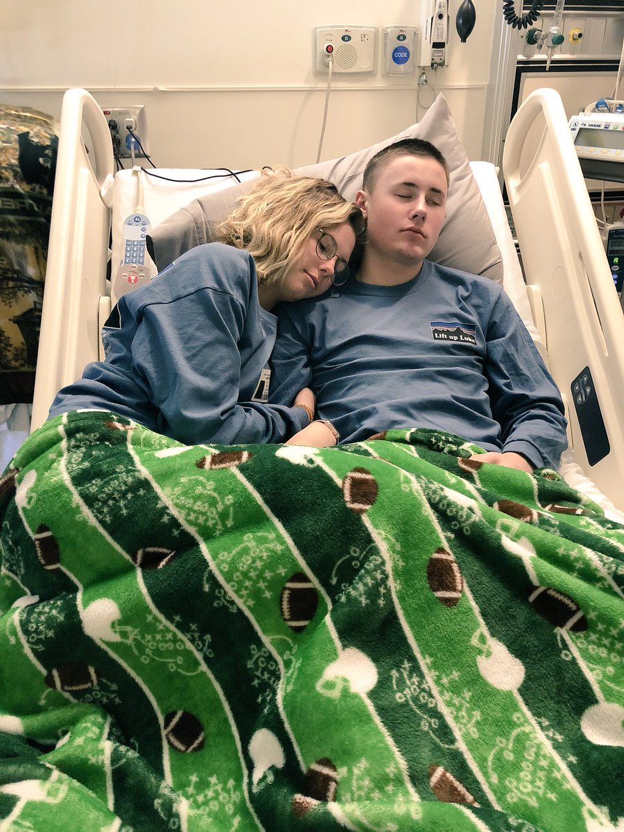 laineyengland's tweet photo. FAITH CAN MOVE MOUNTAINS/// pray for his body to continue to accept the chemo positively #liftupluke #kickcancersbooty 🍑🏔 https://t.co/GTl2SSyORY