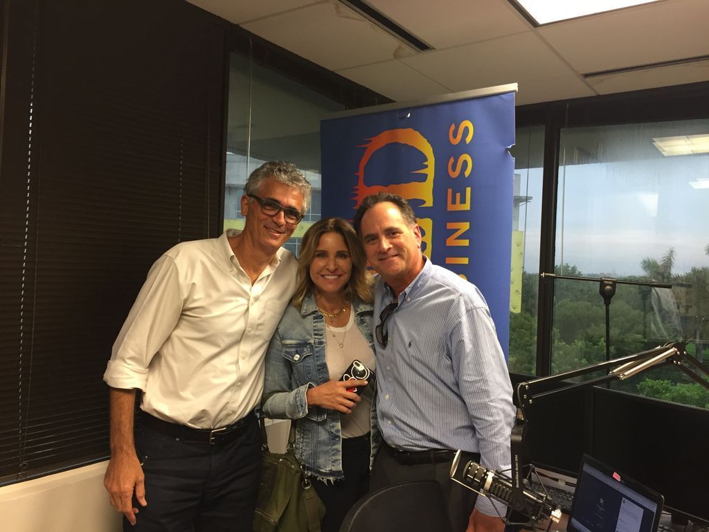 jimfried's tweet photo. SHOW 433: @peacelovealina #branding w/ #positiveenergy #peace &amp; #love |#matermind w/ @BruceTurkel |click 2 listen- https://t.co/F9QqaG4FZM #entrepreneurship #talkradio https://t.co/fHgaOq8usH