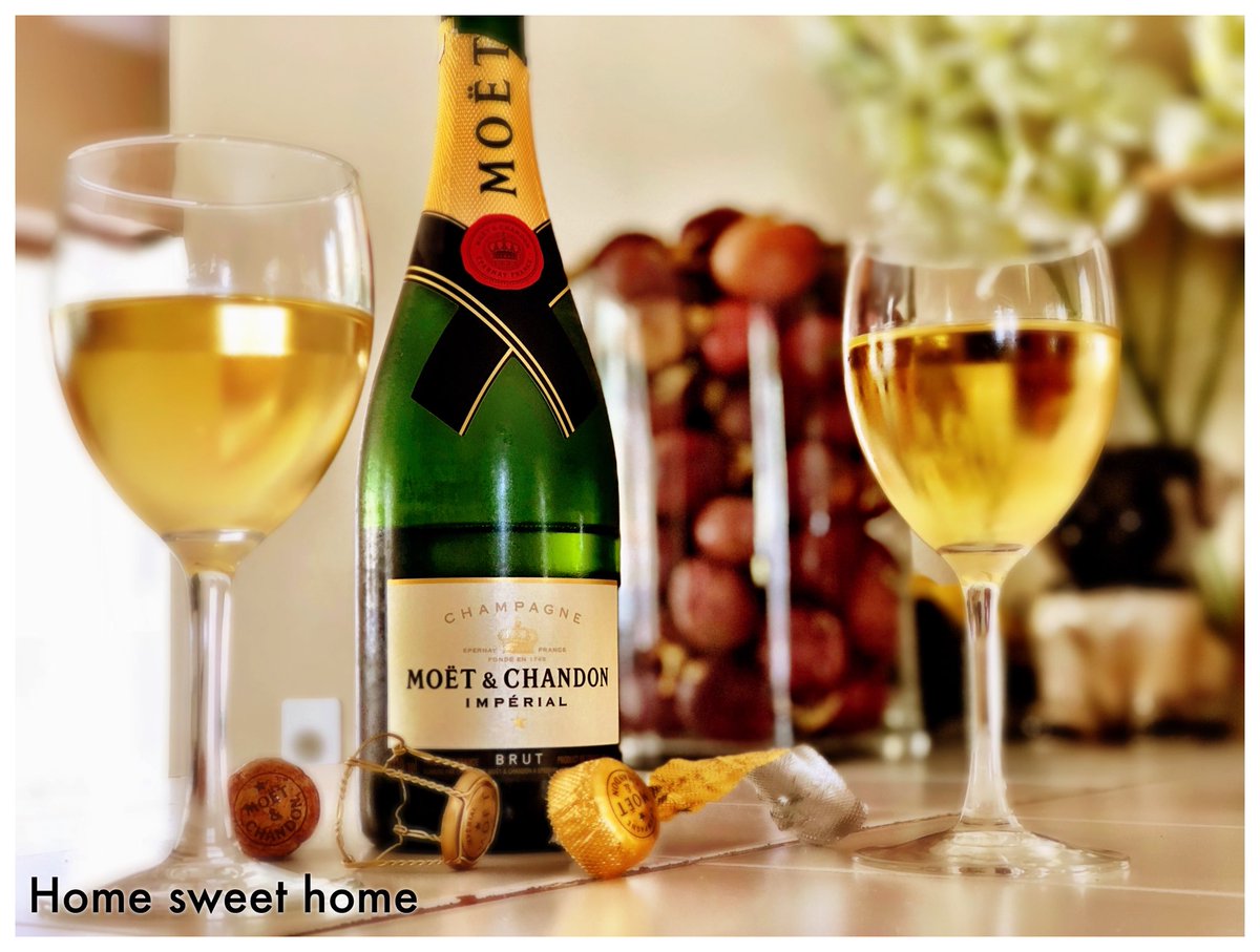 HOME Sweet home, great moments great wife @MoetUSA @Moet_UK really no <a href="/moetSA/">MUDA</a>