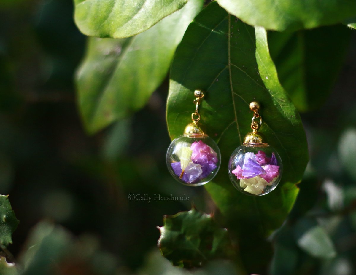 CallyHandmade's tweet photo. Nous sommes déjà en Mars! j’ai tellement hâte que le printemps fasse son retour ! j’en rêve déjà !!! En attendant que diriez-vous de porter le printemps à vos oreilles ?Je vous présente les boucles d’oreilles « Flora ». A retouver sur https://t.co/SfqvsV8azP 
#spring #printemps https://t.co/n1r6OLx7pn