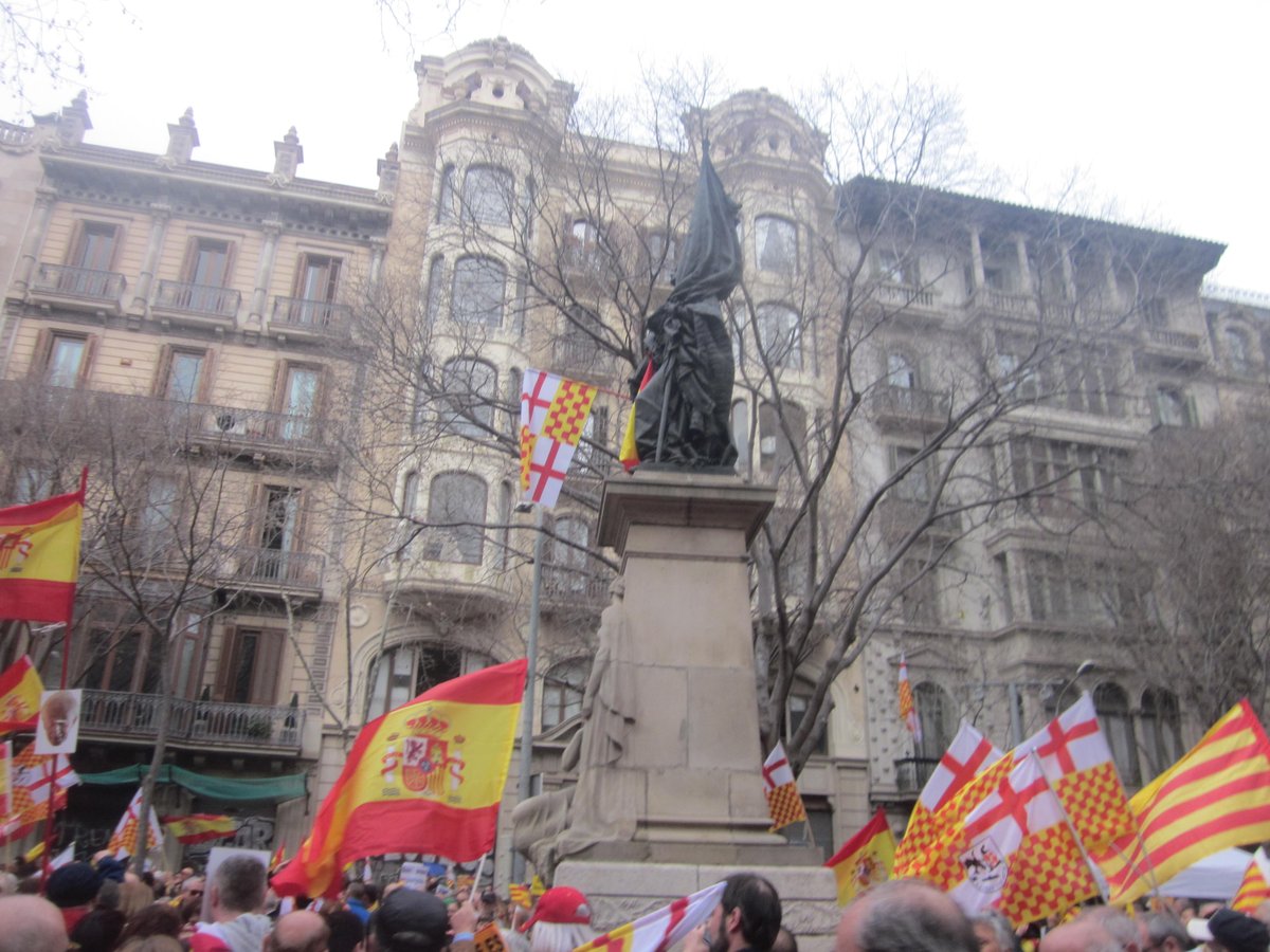 TABARNIA 4 de Marzo - Página 4 DXdtUyTWkAomt4I