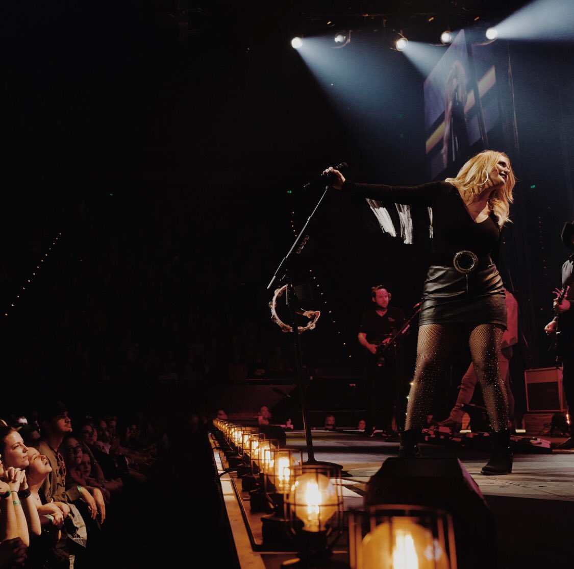 Knoxville, Lexington, Cleveland. Thank you for an incredible weekend. #pistolannies #livinlikehippiestour 📸: @bfluke