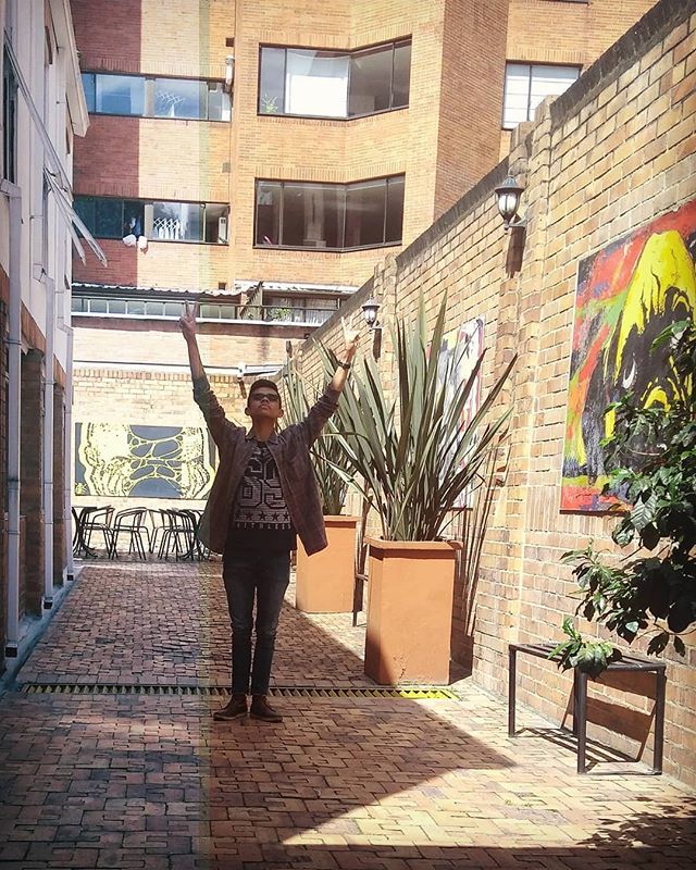 soypatrick_'s tweet photo. La verdad, estos días soleados no los cambios por nada!
.
.
.
.
.
.
.
.
#music #Life #Sunday #sundaymood #Indie #Indieman #mucize #indiemusic #Photo #Insta #Mood #Goodmood #goodtimes #photohouses #Promotosearch #Lookingpromo #Guitar #Funk #Soul #Disco #D… https://t.co/QDnYZNq03y https://t.co/KniKKCUpYn