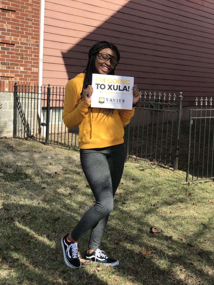 Nyeeee__'s tweet photo. I’m going to XULA!⚜️ #XULA22 💛🖤 https://t.co/wQH0D9DeB8