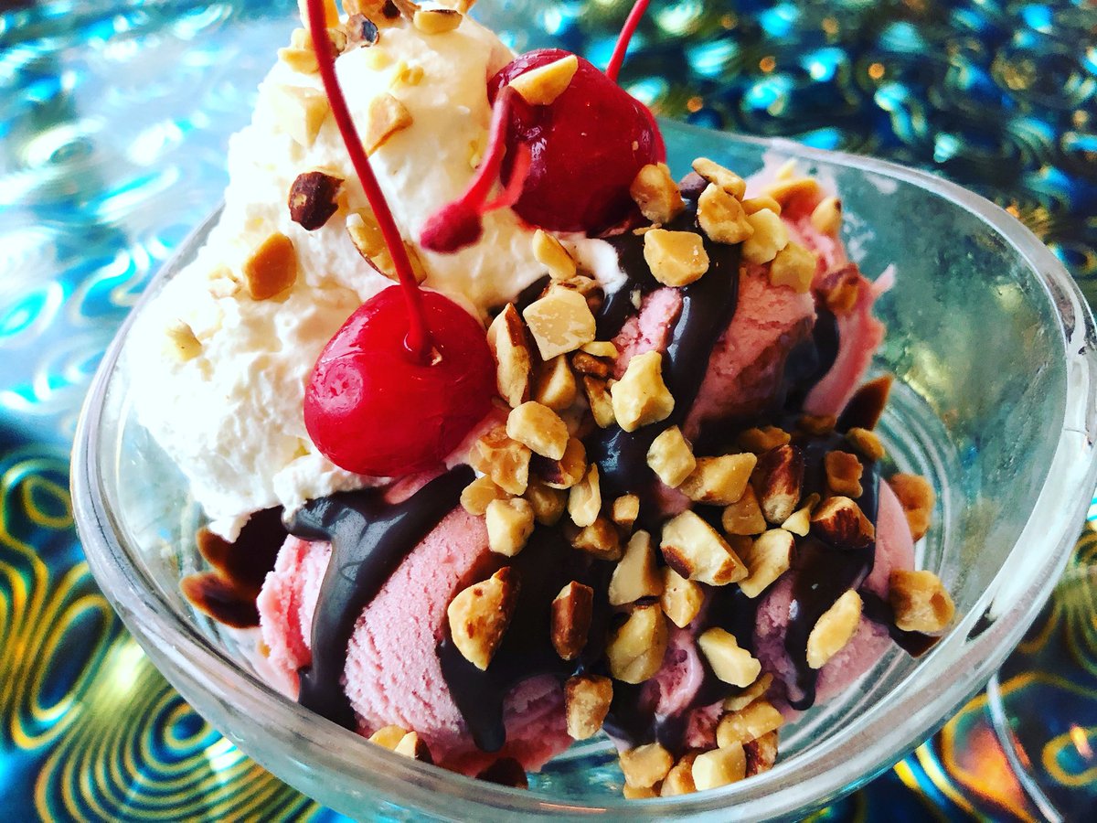 goldennuggetac's tweet photo. Iβll stop the world and melt with you. #sundaesunday #acrestaurantweek #doac #charthouseac π¦ https://t.co/ou69A7Eyqa