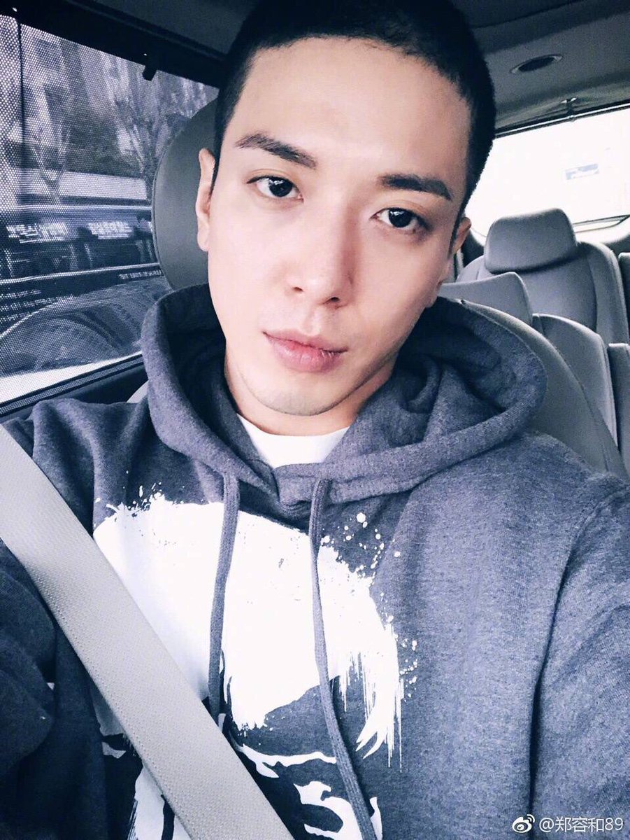 CNBYonghwa's tweet photo. Trans: Take care all of you these days. Wait for me. See you all later. @JYHeffect https://t.co/tHgU915y4M