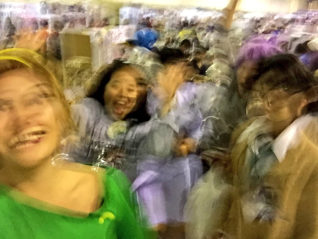 jorachanna's tweet photo. OTSUKARE CFX PEROPERO KESAYANGAN! MOGA ABIS INI HOPECENA SEMAKIN CANON /JDUK 
THANK U FOR EVERYONE WHO VISITED AND EVEN BOUGHT OUR STUFFS UHUHU /UGLY SOBBING
SEE YOU NEXT EVENT!! #comifurox #hopecenaid /jduk @adelmacho @macaroonheather @Qo5 @chitwawa @kureha_alpha dan ikkih https://t.co/AVtlZW0D05