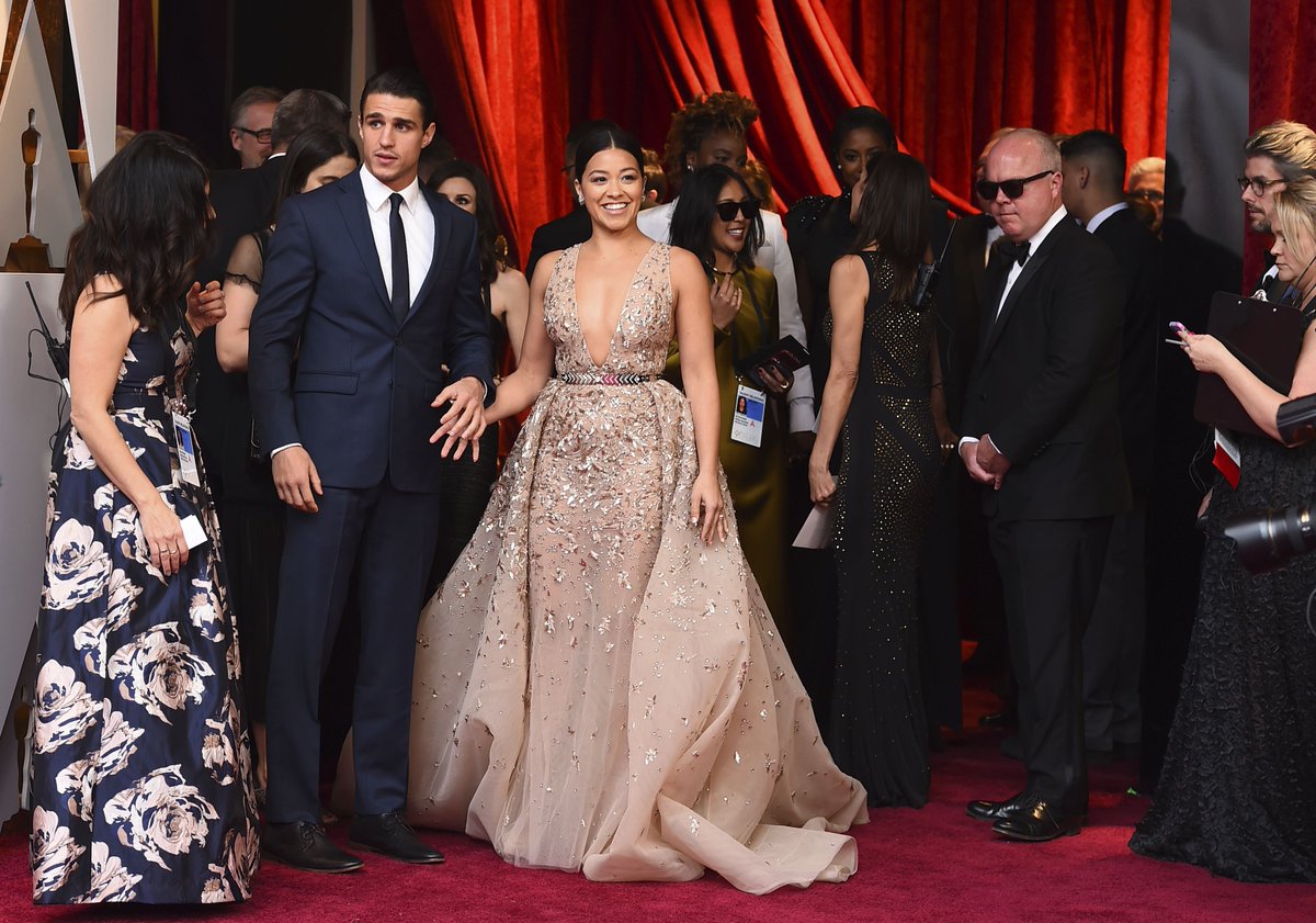 Variety's tweet photo. Gina Rodriguez (@HereIsGina) is all smiles on the #Oscars red carpet with Joe LoCicero (the duo met on the set of #JaneTheVirgin) https://t.co/2xFYHDkscT https://t.co/dwJMC0P3Sg