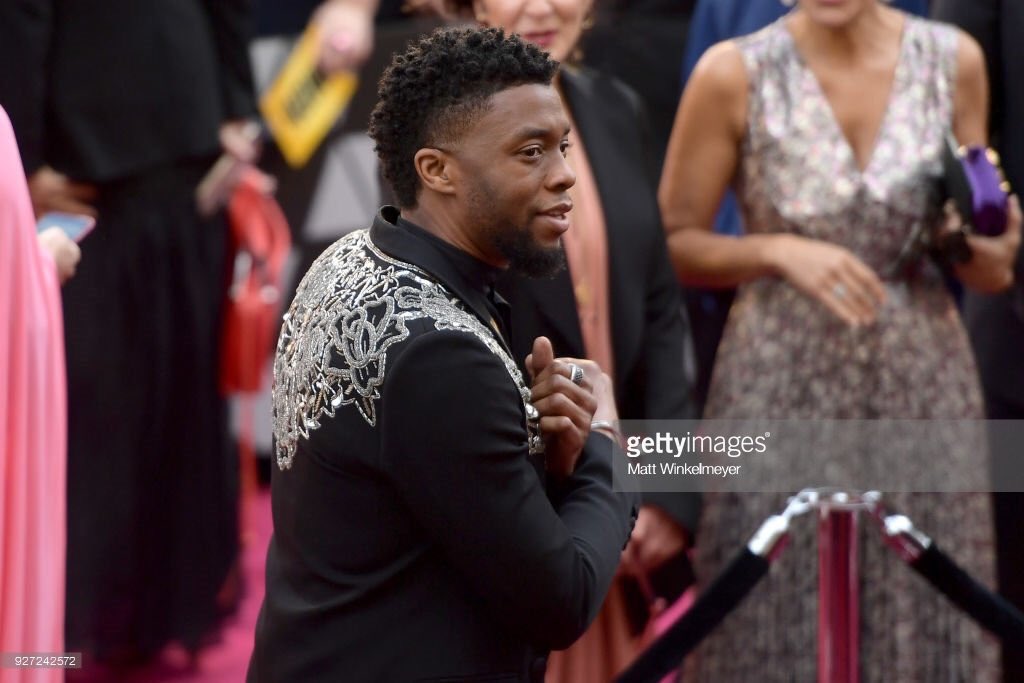 woIvern's tweet photo. nothing but respect for OUR king of wakanda #Oscars https://t.co/Kcsu1ulgs8