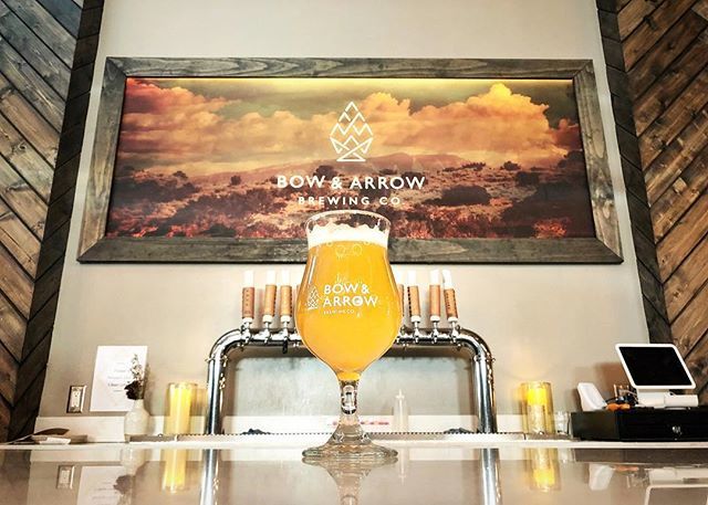 kjfsix9's tweet photo. @bowandarrowbrewing #CosmicArrow #Saison with #Brett #Albuquerque #NM #nmbeer #Burque #DukeCity #ABQ #TrueABQ #VisitABQ #PictureABQ #craftbeer #Beerstagram #beertography #beerporn #beerlove #drinklocal #drinkfresh #drinkwhatyoulove #drinkcraftnotcrap #cr… https://t.co/O3otMmYfT0 https://t.co/m48Knshb91