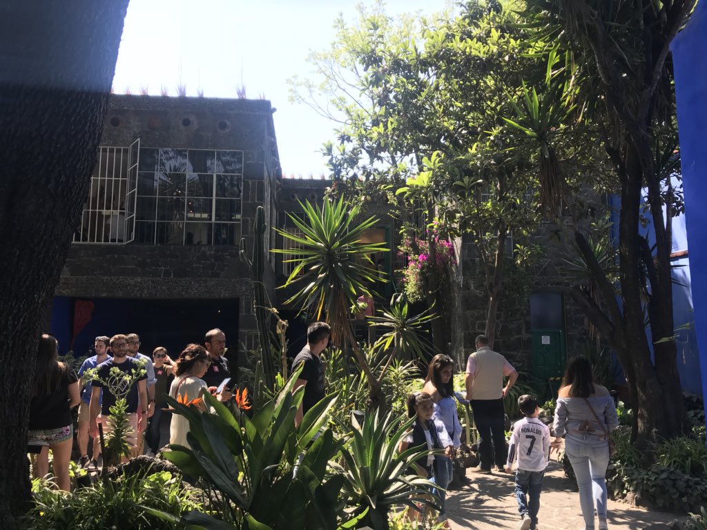 Max_TNT_trip's tweet photo. Frida Kahlo’s home, Casa Azul, is amazingly beautiful. Oh, and if you have an opportunity, have the xonequi at @losdanzantes in Coyoacán. You won’t regret it. https://t.co/UhopBtav2p