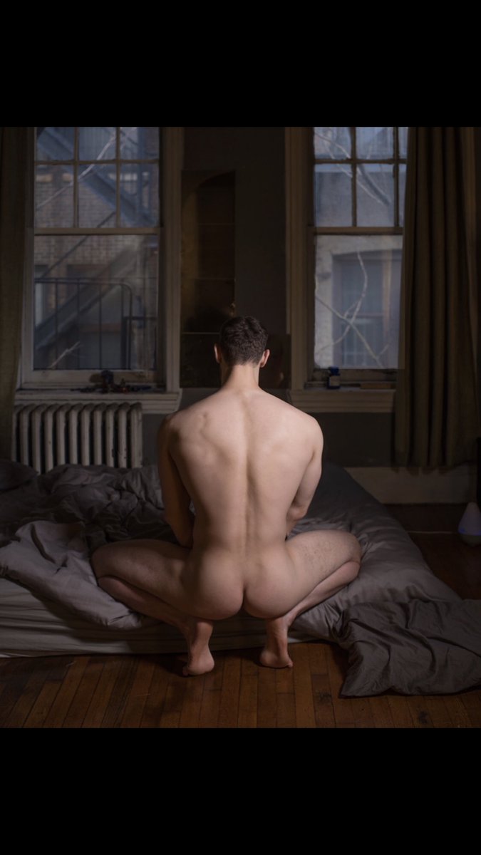 benjiboyyogaboy's tweet photo. Sunday meditations. 📸 @gruenholtz #findingalignment #findingstillness #malephsyique #riseabove #beyou #newyorkcity #nycyogaboy #nycyogalife #onlyfans #benjiboyyogaboy #benjiboystyle #べンジーボーイ https://t.co/7YL278TXgx