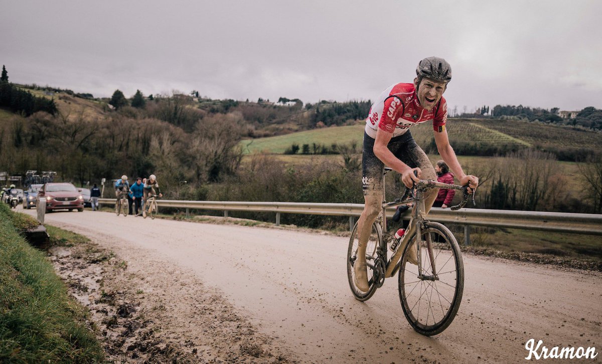 As far as first professional wins go, Tiesj Benoot's Strade Bianche victory was a doozy. cyclingtips.com/news/tiesj-ben…