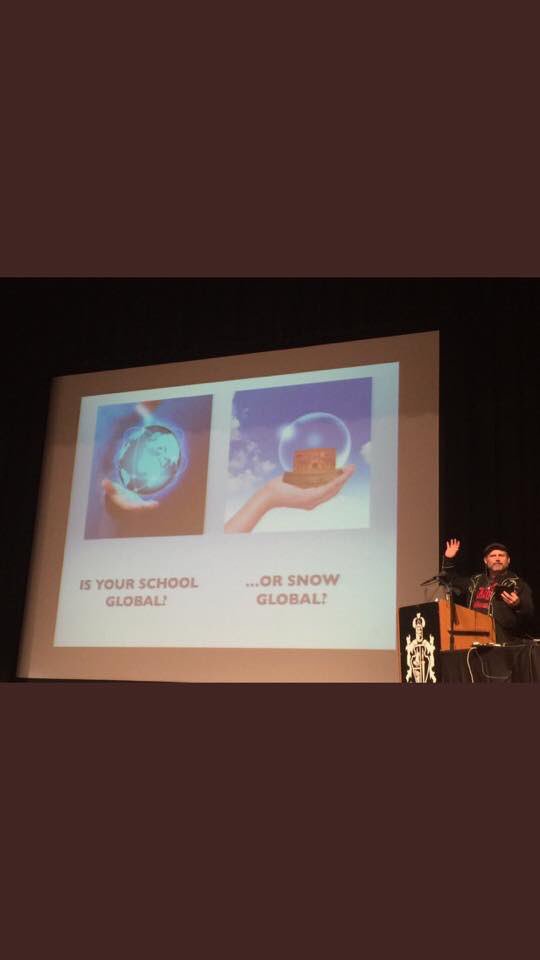 STEAMCMiller's tweet photo. Thank you @pbcsdTechConf for having an amazing keynote speaker @kevinhoneycutt #inspirationalspeech  #pbcsdtechconf #STEAMitUPsessionApresenter https://t.co/c5qA4UDwr6
