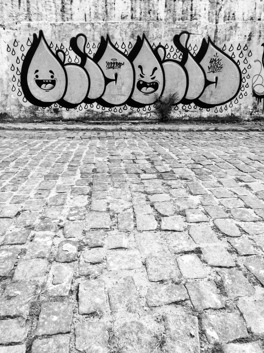CarlosKidero's tweet photo. #bomb #bomber #graffiti #realgraffiti #vandal #spaceminds #culturap #cultugang #carloskidero https://t.co/nZXx3zArU8