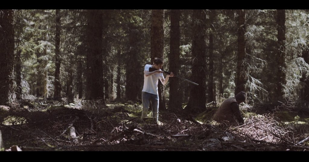 ComingHome2021's tweet photo. This situation doesn’t look too friendly... #supportindiefilm #supportscottishfilm #featurefilm #cominghome #comingsoon #woods #scotland #filmmaking #horror #horrorfilm #horrormovie #newfilm #newmovie https://t.co/pe5rbDitCG