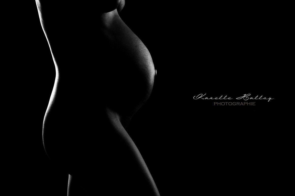 KanellePhGrPhie's tweet photo. Ce week-end j'ai eu la chance de suivre une formation de Fine Art Maternity avec une grande photographe américaine Naja Lerus Photography <3 @najalerusphotog
#SeancePhotographie
#photography
#Grossese
#ventreRond
#FinArt
#FinArtMaternity
#Shooting https://t.co/IilJY8YUqQ