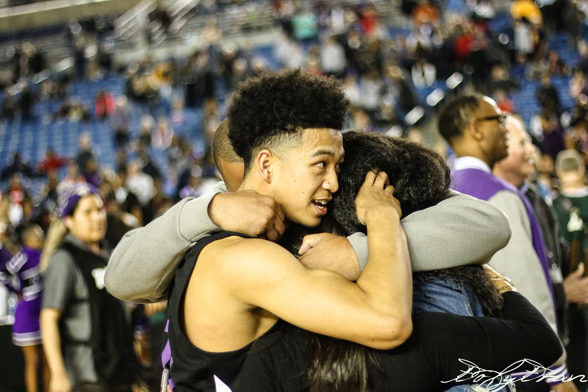 CrockrellP's tweet image. Blessed to win a State Championship and make a 1st Team All State Team. Dreams do come true!!!!!