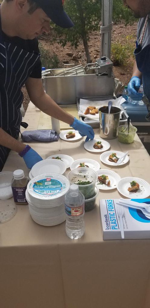 greenlivingaz's tweet image. Preparing delicious Shrimp toast @TheGladly #DevourPhoenix #foodie