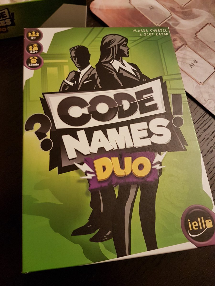 BDPHILOU's tweet photo. #CodeNamesDuo @IELLO_France Difficile... mais c'est ça qui est bon! 😁😎 https://t.co/TkXYinyZwV