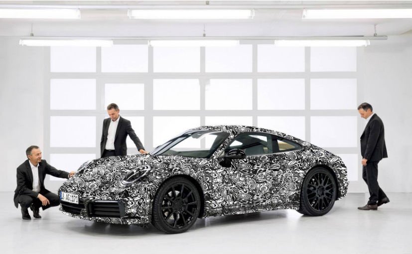 Car_Chayce's tweet photo. This is a sneak peak of the all-new 2019 Porsche 911! #porsche #carchayce #carchayceforlife #performance #drive #amazing #future #fast #racecar #beautiful #millionaire #supercar #special #inspiration #motivation #luxurious #car #vehicle #instagood #cargram https://t.co/uibiL3enhE