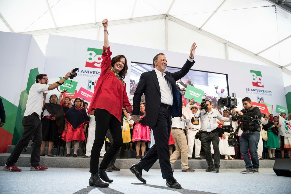 JoseAMeadeK's tweet photo. Soy un candidato por México; soy un ciudadano. Así me concibo y asumo. Ofrezco lo que soy: una trayectoria limpia, vocación de servicio, claridad de visión cultural, económica y social, y un profundo amor a México🇲🇽. https://t.co/7Ckc3rtnHH