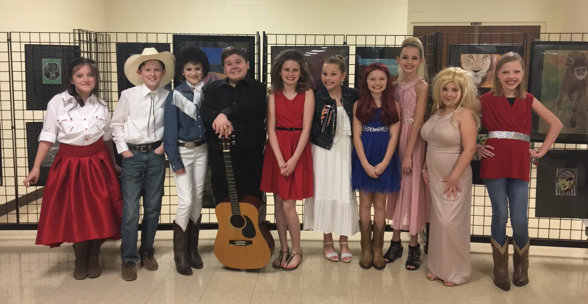 Lady Legends of The Grand Ole Opry with Johnny Cash and Ernest Tub #Armuchee/GlenwoodFoundation #Follies #ArmucheeElementary #5thgrade #TribeOnTheMove @ATribePRIDE <a href="/FloydCoSchools/">Floyd County Schools</a> @j_pethel @JCoffmanedu