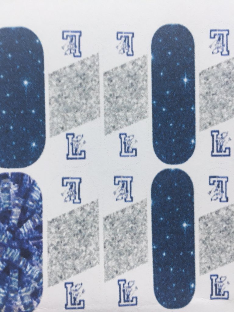 FrancescaLefebv's tweet photo. @lotbluedevils @LeomAthletics Attn Senoirs!!! Get your nails ready for Graduation while supporting your LHS Varsity COED Cheerleader!! https://t.co/QHL6qxITY2