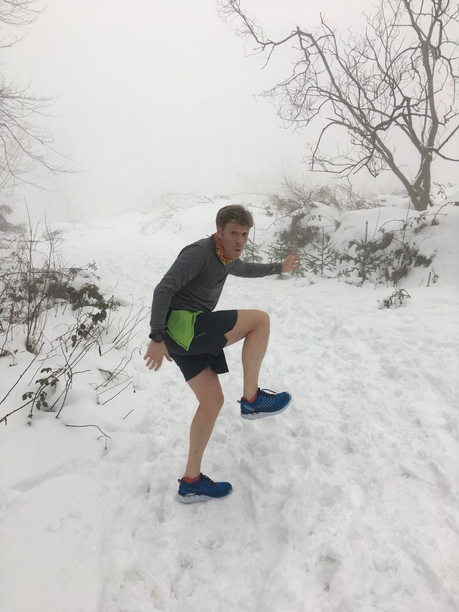 o_feargal's tweet photo. My @HOKAONEONE were loving the winter conditions we had in Clare this weekend.  Super 17km run in the hills outside Killaloe this afternoon. @GleesonSport #learntofly #BestRunnersEver https://t.co/eJ0PQ1CKNt
