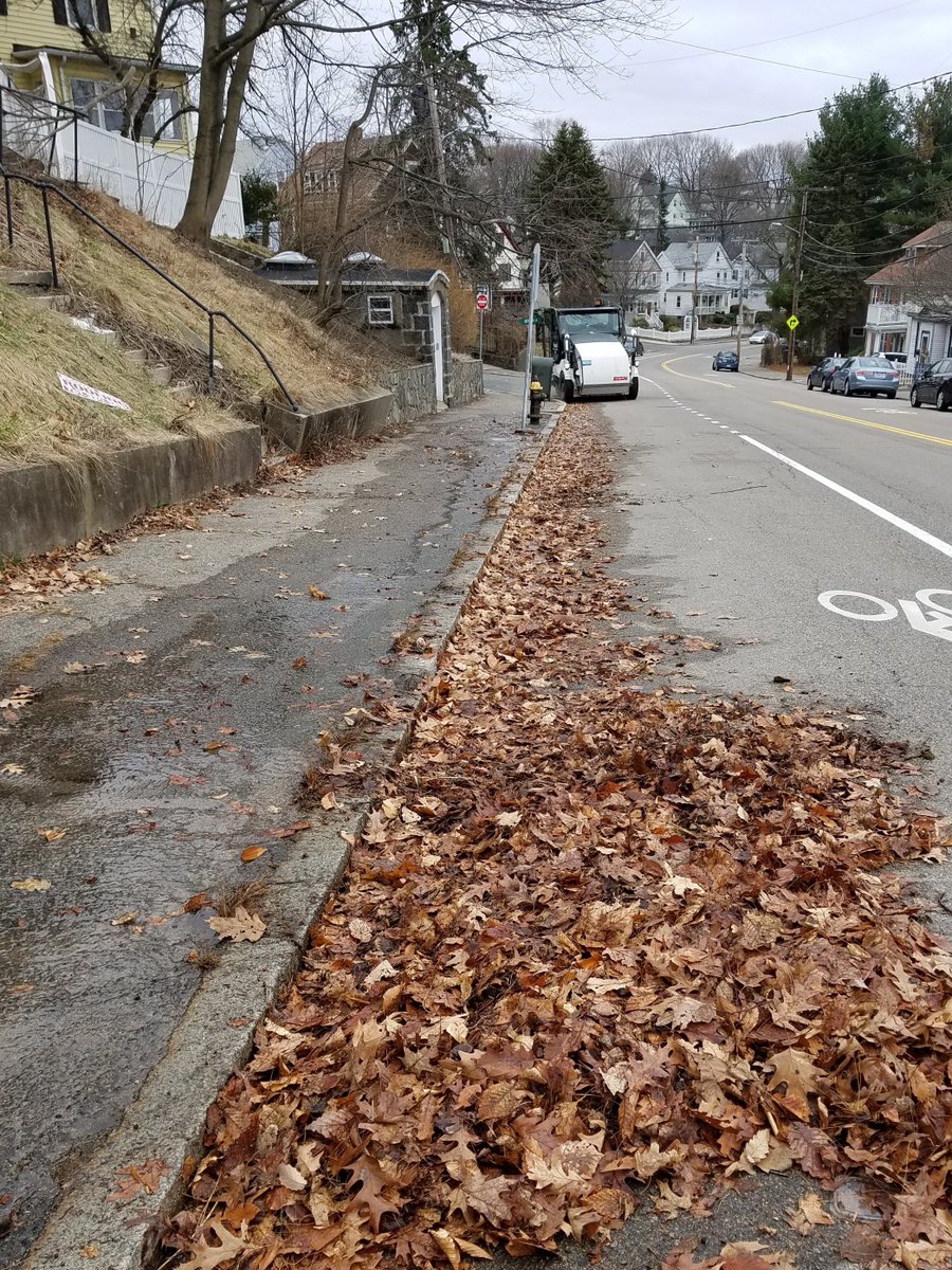 BostonPWD's tweet photo. PWD street sweeping crews continue with clean-up efforts throughout @CityOfBoston. Pics below from Walter Street in #Roslindale, Humboldt Avenue and Warren Street in #Roxbury, and Commonwealth Avenue in @AllstonBrighton. #NoDaysOff @COB_ONS https://t.co/FL07bTI9mS