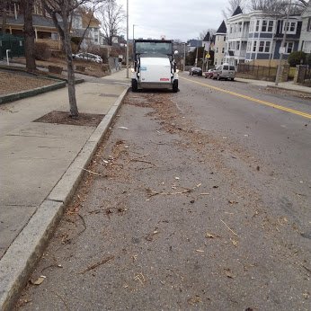 BostonPWD's tweet photo. PWD street sweeping crews continue with clean-up efforts throughout @CityOfBoston. Pics below from Walter Street in #Roslindale, Humboldt Avenue and Warren Street in #Roxbury, and Commonwealth Avenue in @AllstonBrighton. #NoDaysOff @COB_ONS https://t.co/FL07bTI9mS