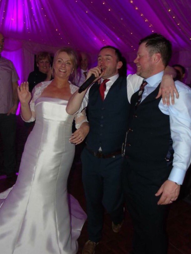 facebook.com/graeme.crowthe…