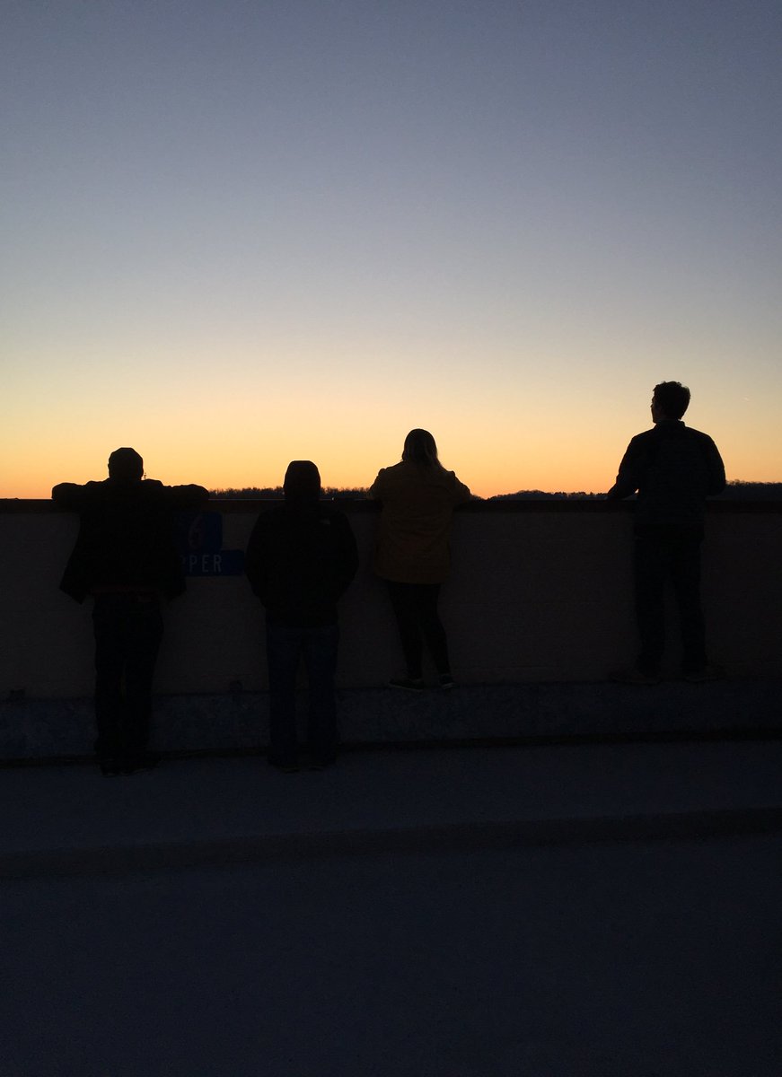 kenziecaitlin1's tweet image. stayed up all night to watch the sunrise together &amp;amp; play the blue mountain state marathon monday song #millfest