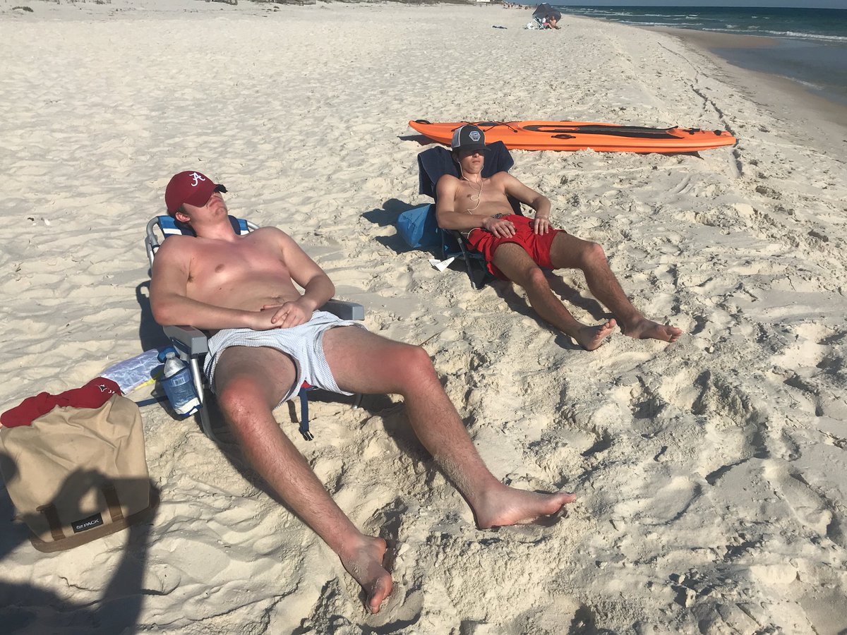 bandofshrimp's tweet photo. Soaking it up! https://t.co/d8w9kKTWaj