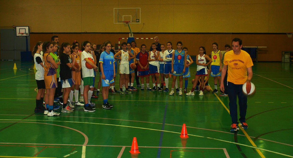 cbsfemenino's tweet photo. En la mañana de hoy hemos celebrado nuestra 3ª Tecnificación, segunda para la categoría femenina. Puedes leer la crónica completa en la página oficial del club (https://t.co/4ejd1jOruO) y ver la fotos en https://t.co/jgUE3cY5Vr. Gracias a tod@s por estar ahí! #todasjuntas https://t.co/QnT2B7e4Uz