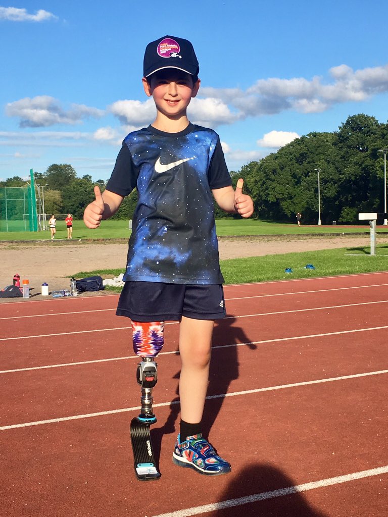 BladeBoyRio's tweet photo. @BritAthletics Roger Bannister was an incredible human being both in the fields of athletics and medicine.His legacy will live on to inspire future athletes like Rio - heβs so proud to train @HarrowAC at the #RogerBannisterStadium #RogerBannisterSportsCentre #HarrowAC #Athletics #RogerBannister https://t.co/aM7HznTAec