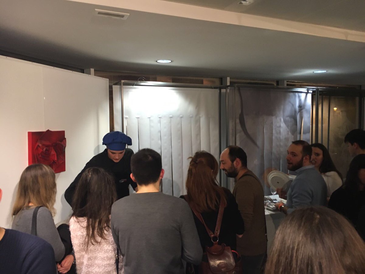 mustandpartners's tweet photo. Other snaps from the #italianelectionnight at Iosono Wine Bar in #Brussels, with Mr. @zangrandi , Gli Eurocrati and @socgaudenti !
#politiche2018 https://t.co/flCcaFEnSL
