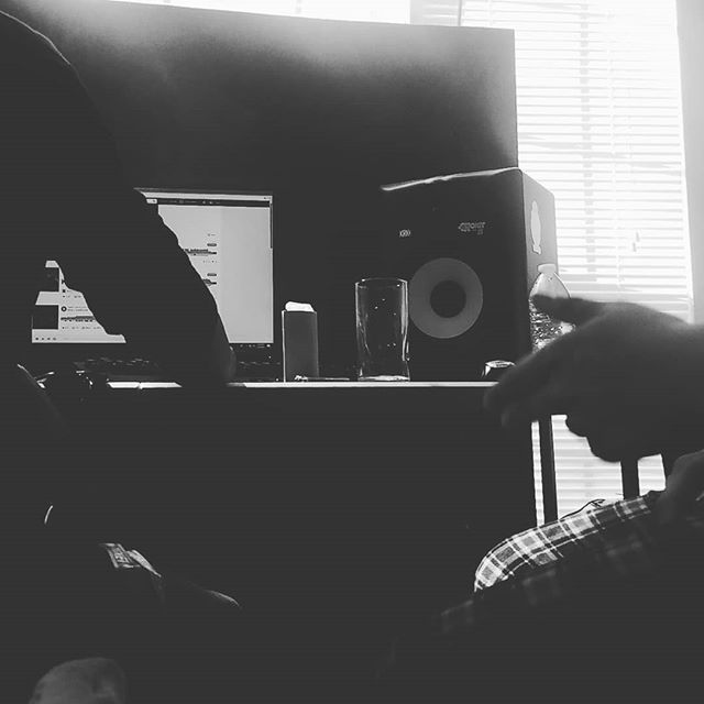 thinkdubz's tweet photo. Spag #dubstep #saladgang #edm #bassculture #thinkdubz #mauiwaui #rulo #music #mornings #studio https://t.co/989NaIbhUM