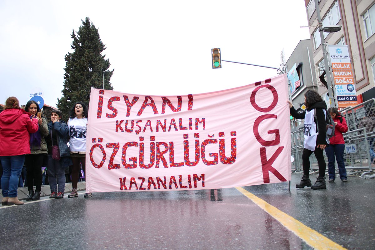 sonerkkarabulut's tweet photo. #8M18 | İstanbul 8 Mart Platformu'nun Bakırköy Özgürlük Meydanı'nda düzenlediği mitingten kareler... https://t.co/sNB1hCrYmH