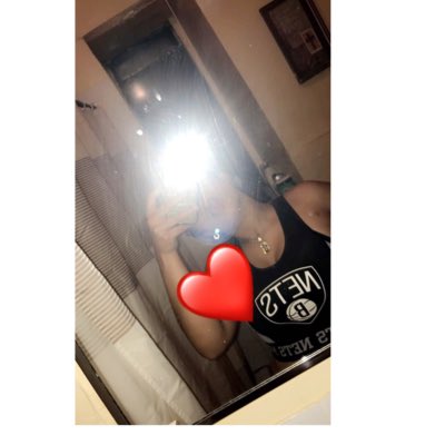 ChandyOlmeda's tweet photo. #Esteeselflow💋 https://t.co/BTYix9gEJ5